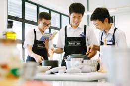 Food and Consumer Education 烹饪与营养学